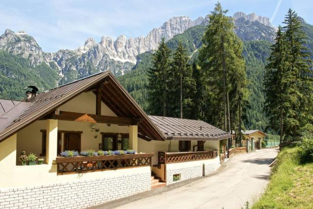 أليغ Appartamenti Chalet Al Lago المظهر الخارجي الصورة