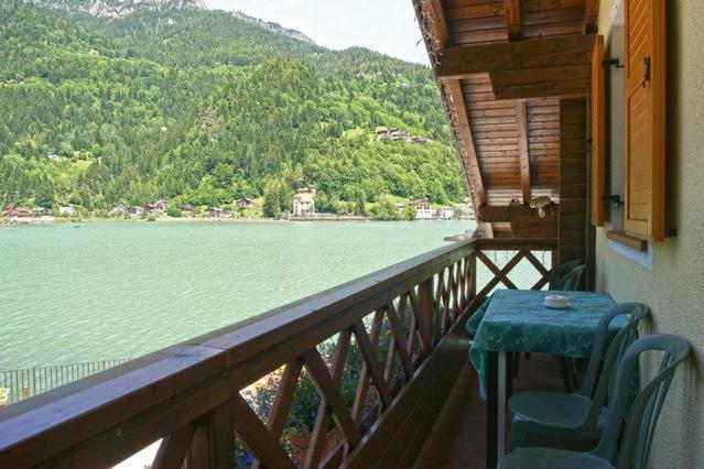 أليغ Appartamenti Chalet Al Lago المظهر الخارجي الصورة