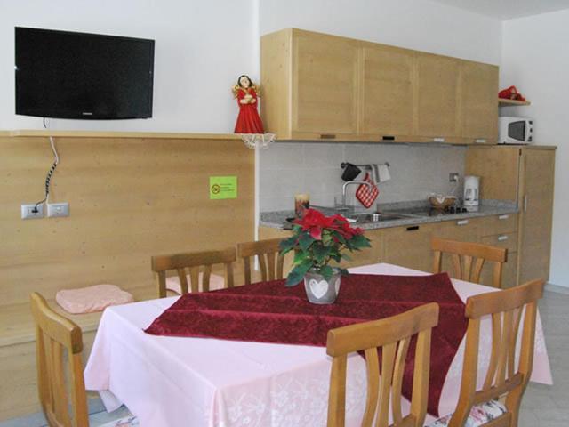 أليغ Appartamenti Chalet Al Lago الغرفة الصورة