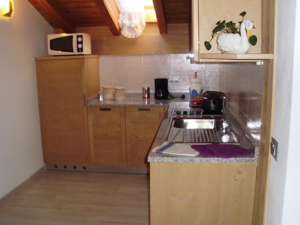 أليغ Appartamenti Chalet Al Lago الغرفة الصورة